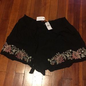 AE flowy shorts